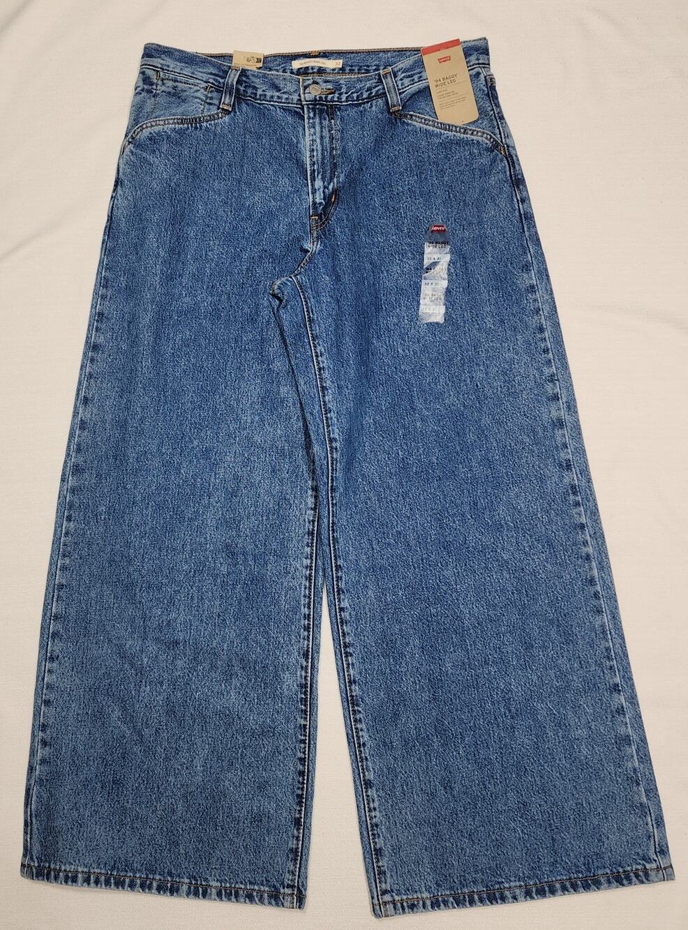 Levi's 94 baggy wide leg mid rise loose hips and thigh W32''x L31'' women's